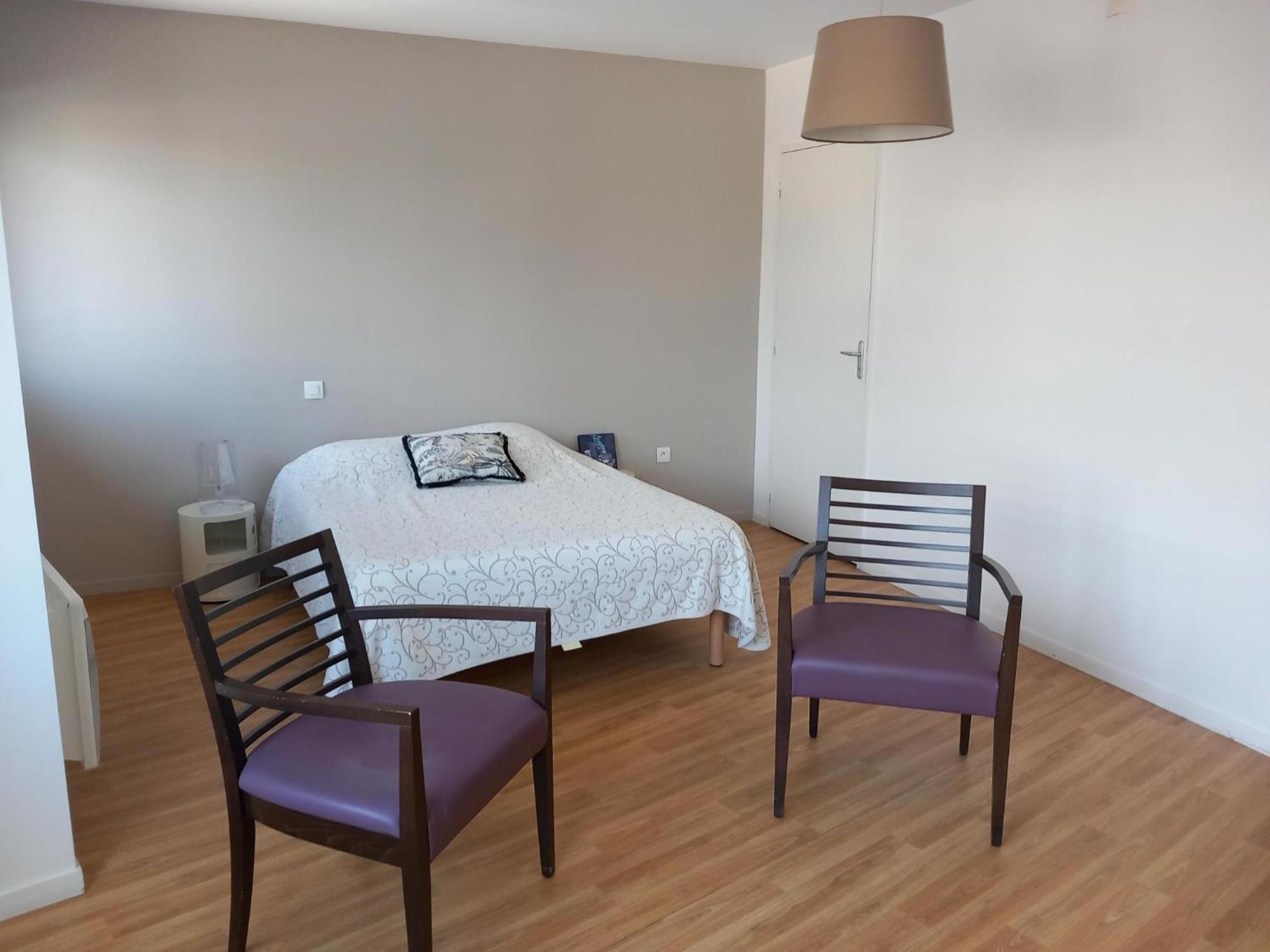 Residence Services Seniors Espace Et Vie 勒芒 外观 照片